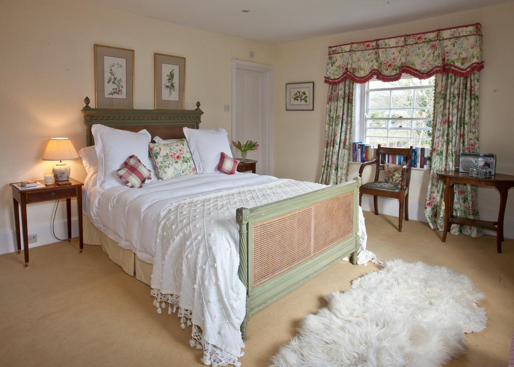 מלון Collingbourne Kingston Brunton Farmhouse מראה חיצוני תמונה